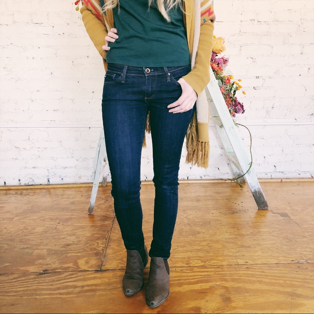 AG Cigarette leg Jeans